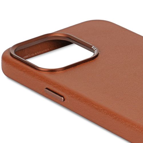 DECODED Leather Backcover w/MagSafe for iPhone 15 - Tan